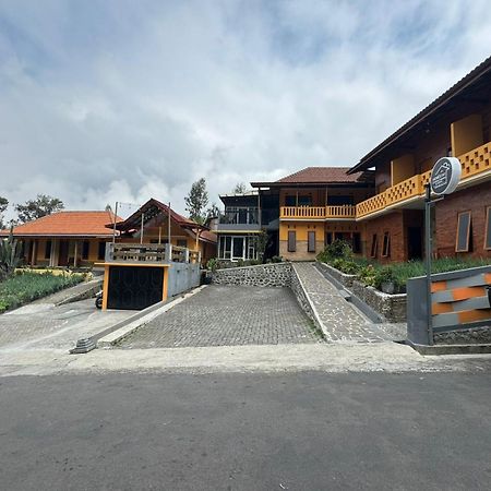 Homestay Lereng Bromo Eksteriør bilde